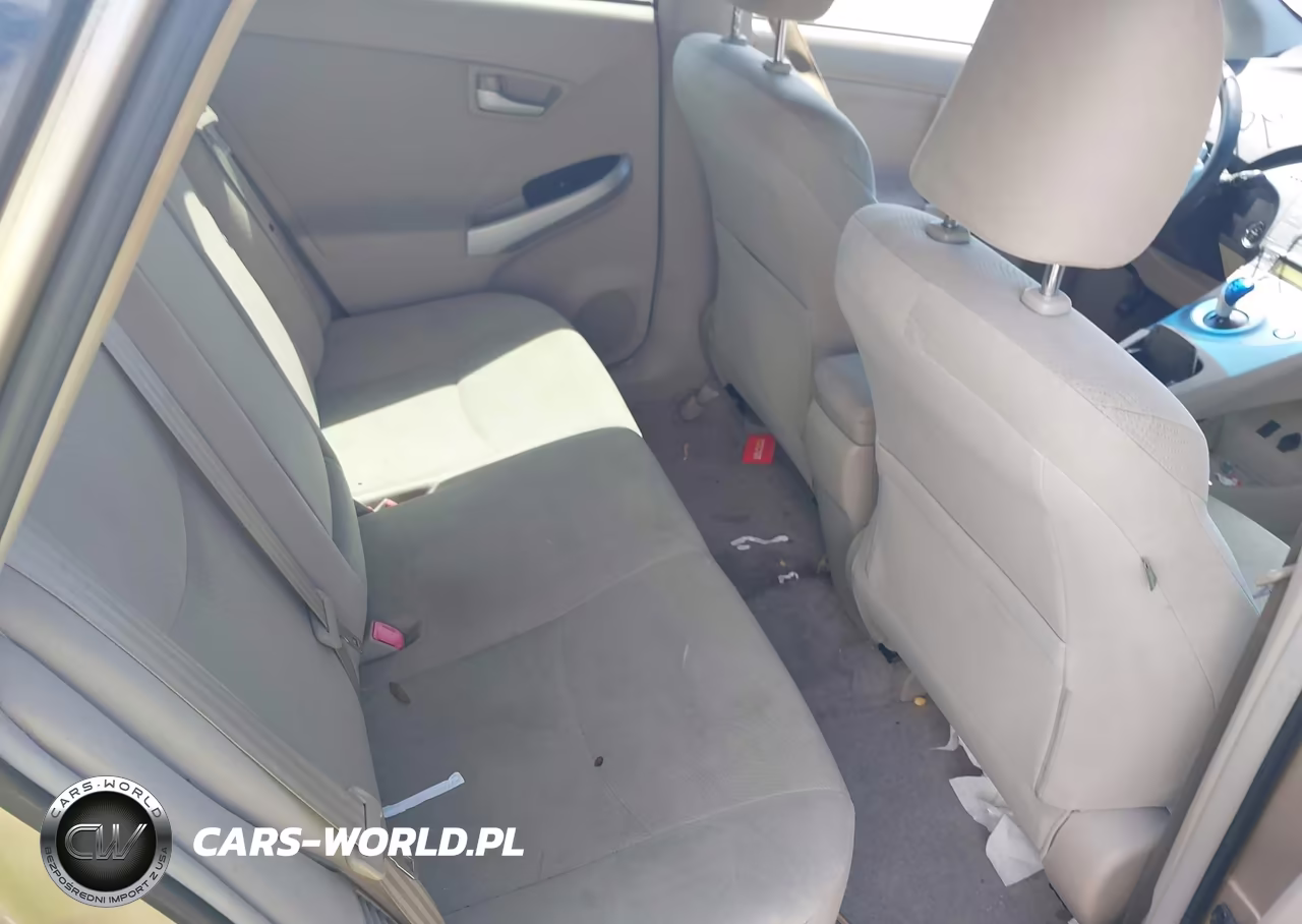 2011 Toyota Prius Two VIN:JTDKN3DU1B0261696 - 8