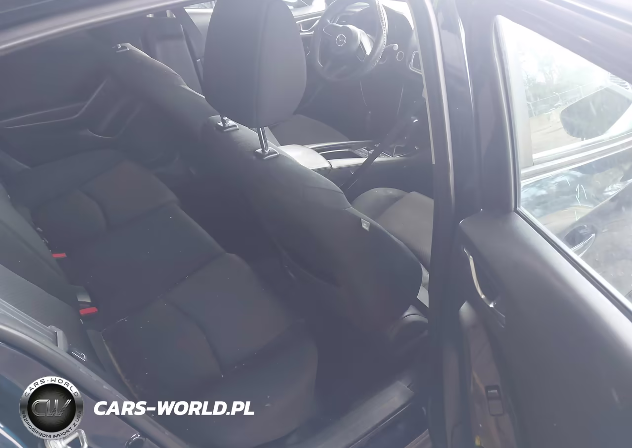 2018 Mazda Mazda3 Sport VIN:3MZBN1U75JM227638 - 8