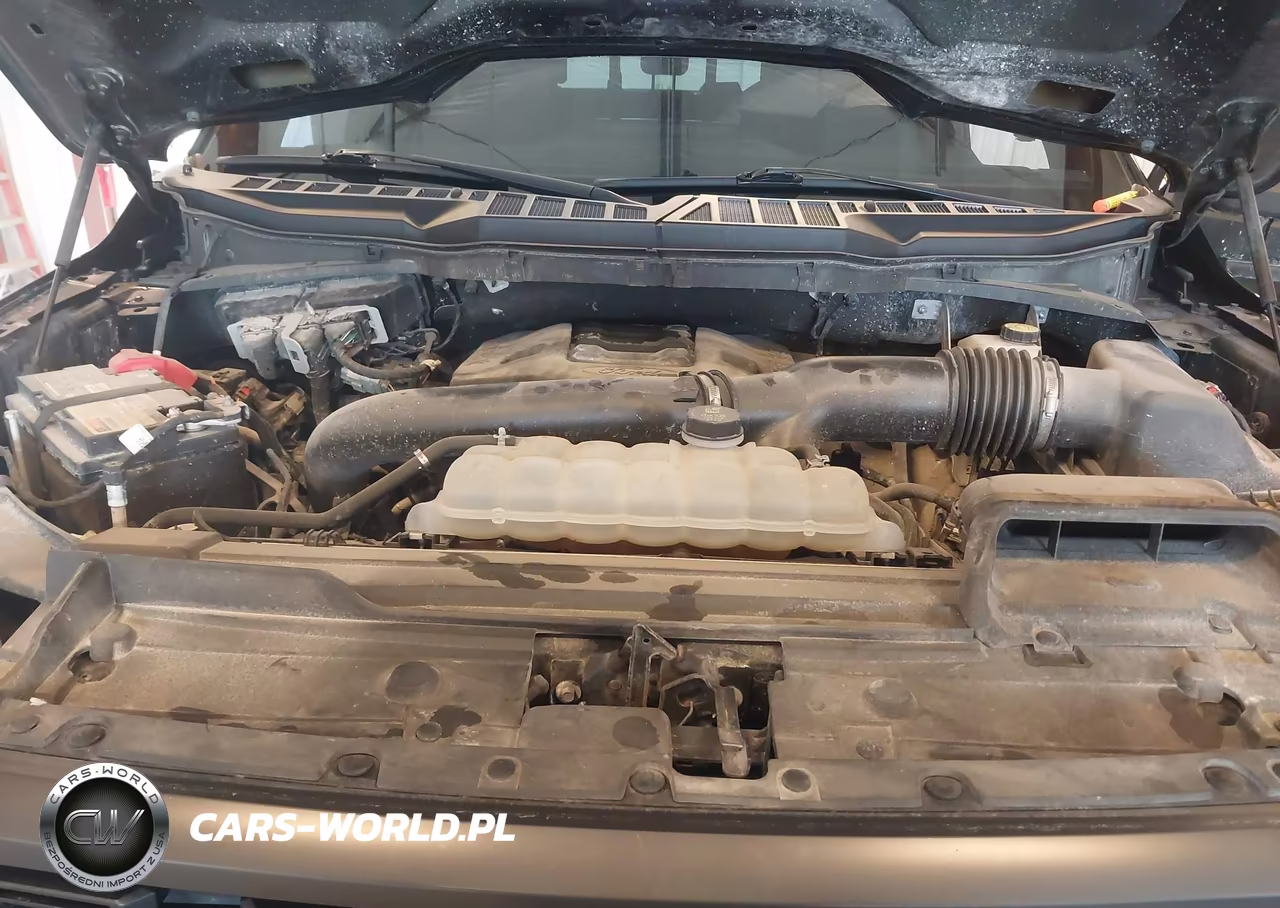 2023 Ford F-150 Xlt VIN:1FTFW1E82PFA50726 - 10