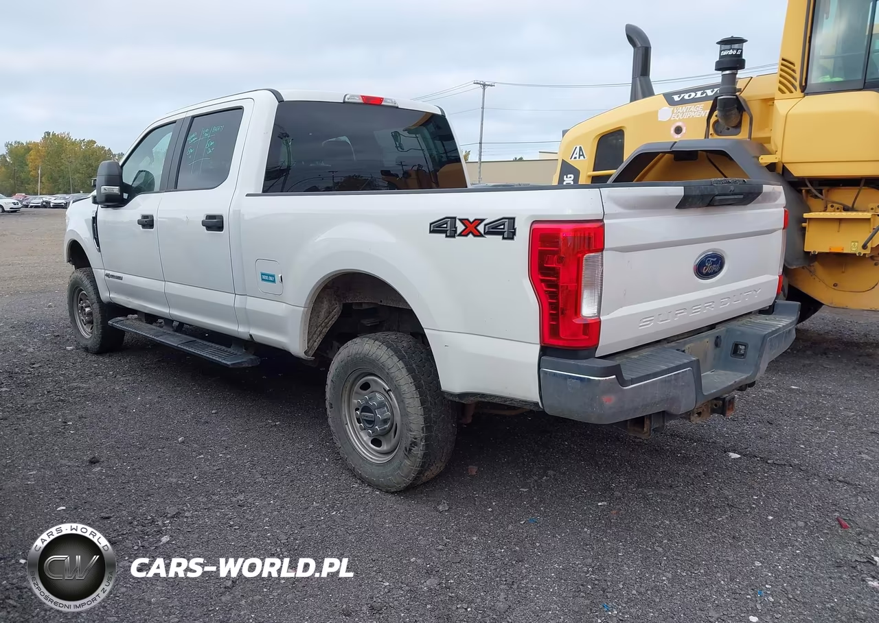 2018 Ford F-250 Xl VIN:1FT7W2BT8JEC52017 - 3