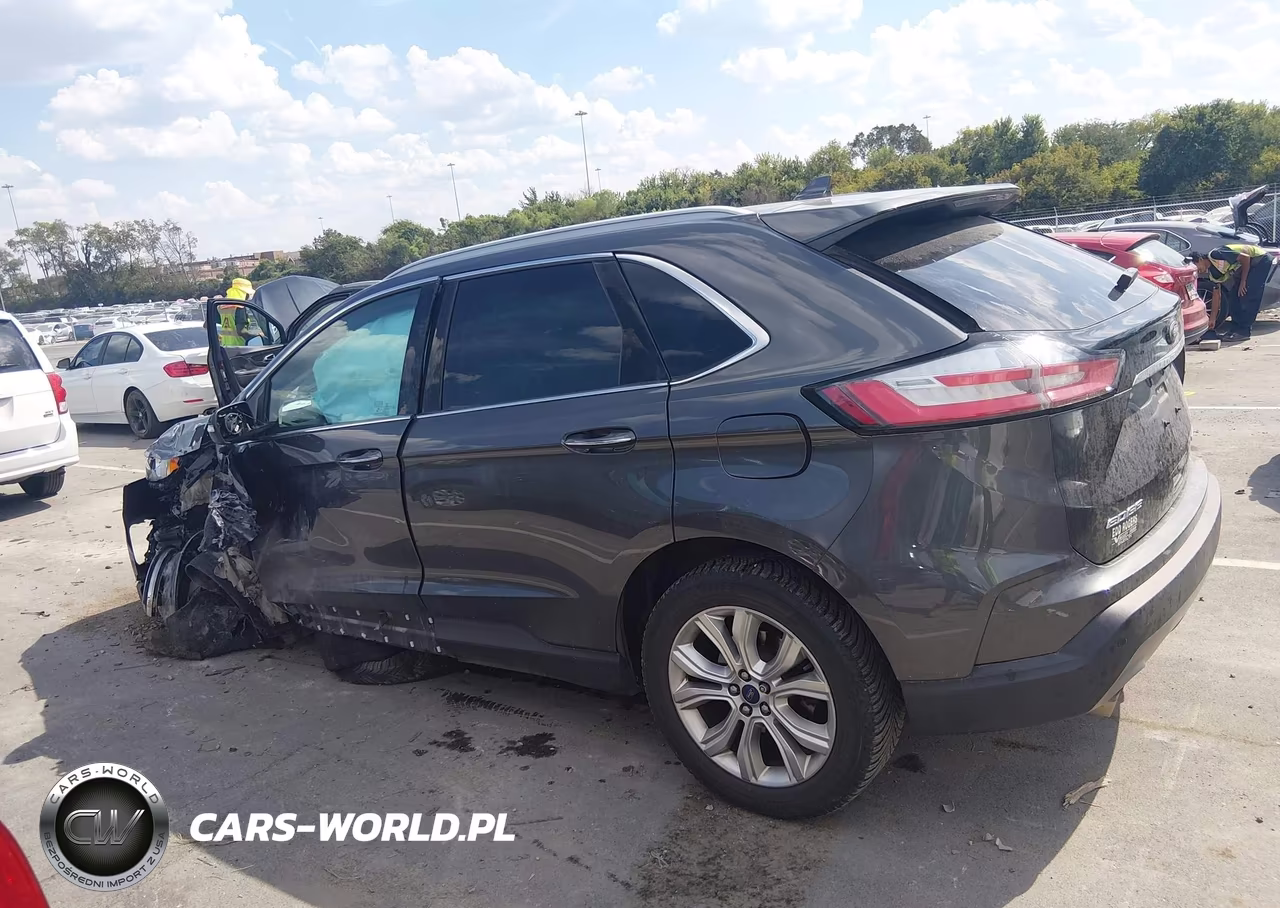 2020 Ford Edge Titanium VIN:2FMPK4K90LBA58409 - 13