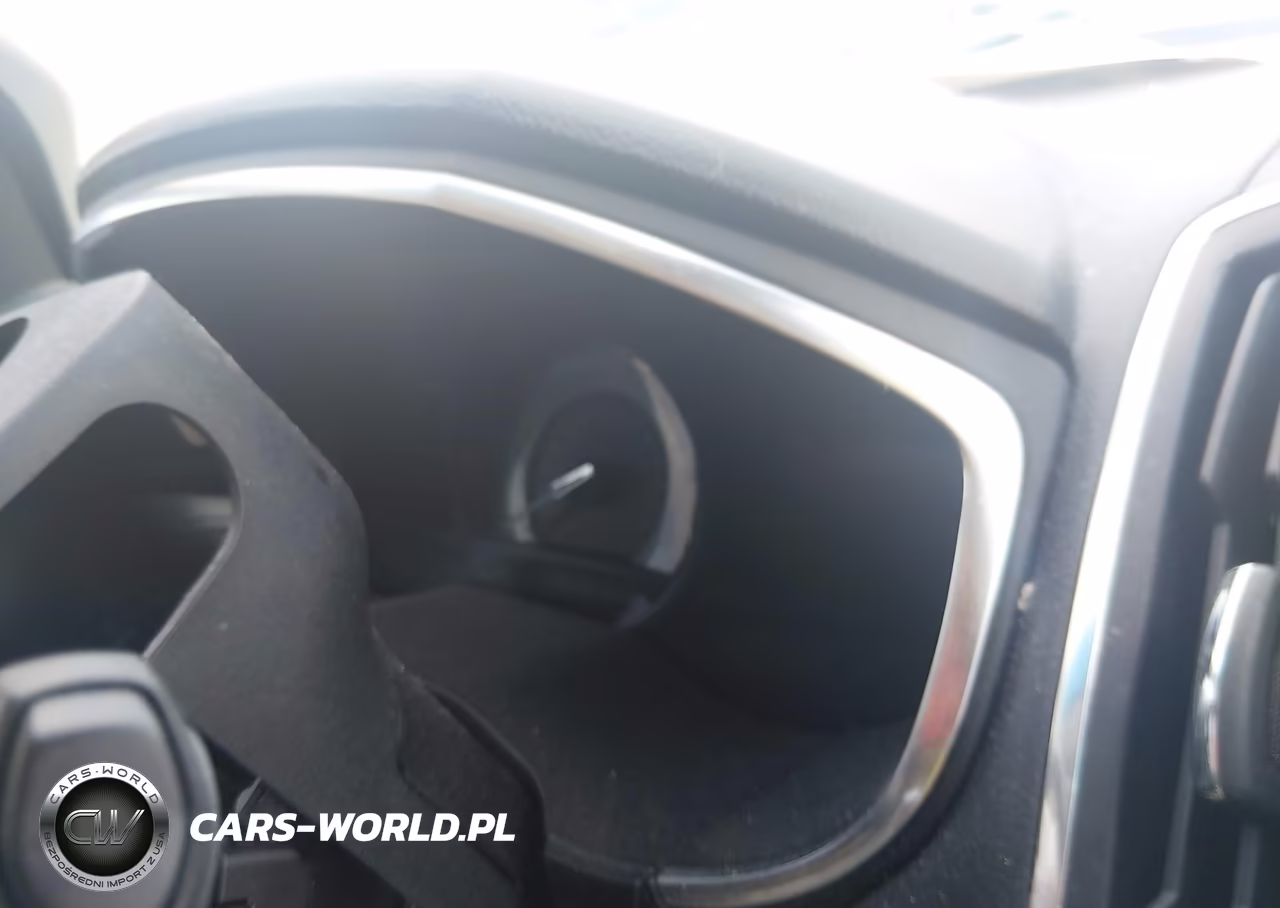 2020 Ford Edge Titanium VIN:2FMPK4K90LBA58409 - 7