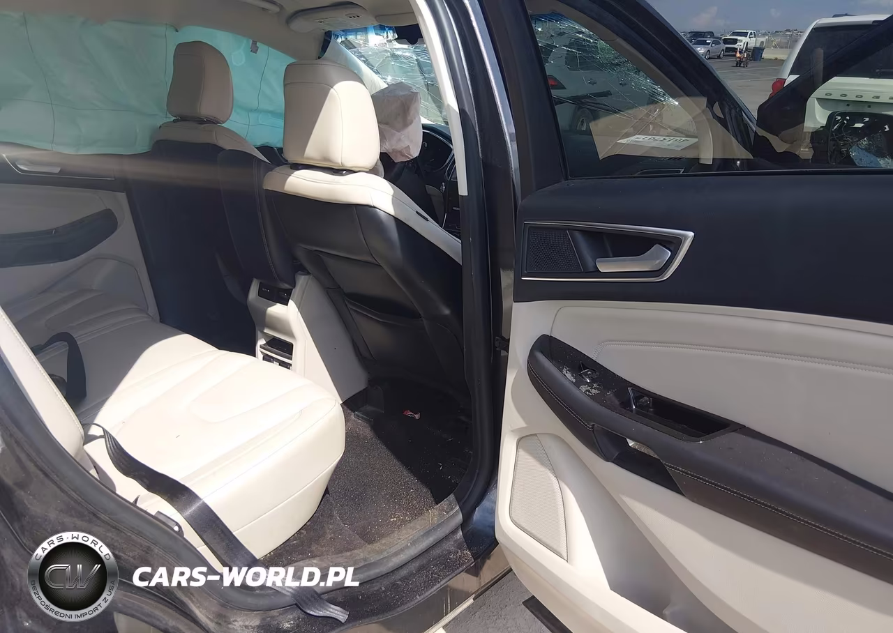 2020 Ford Edge Titanium VIN:2FMPK4K90LBA58409 - 8
