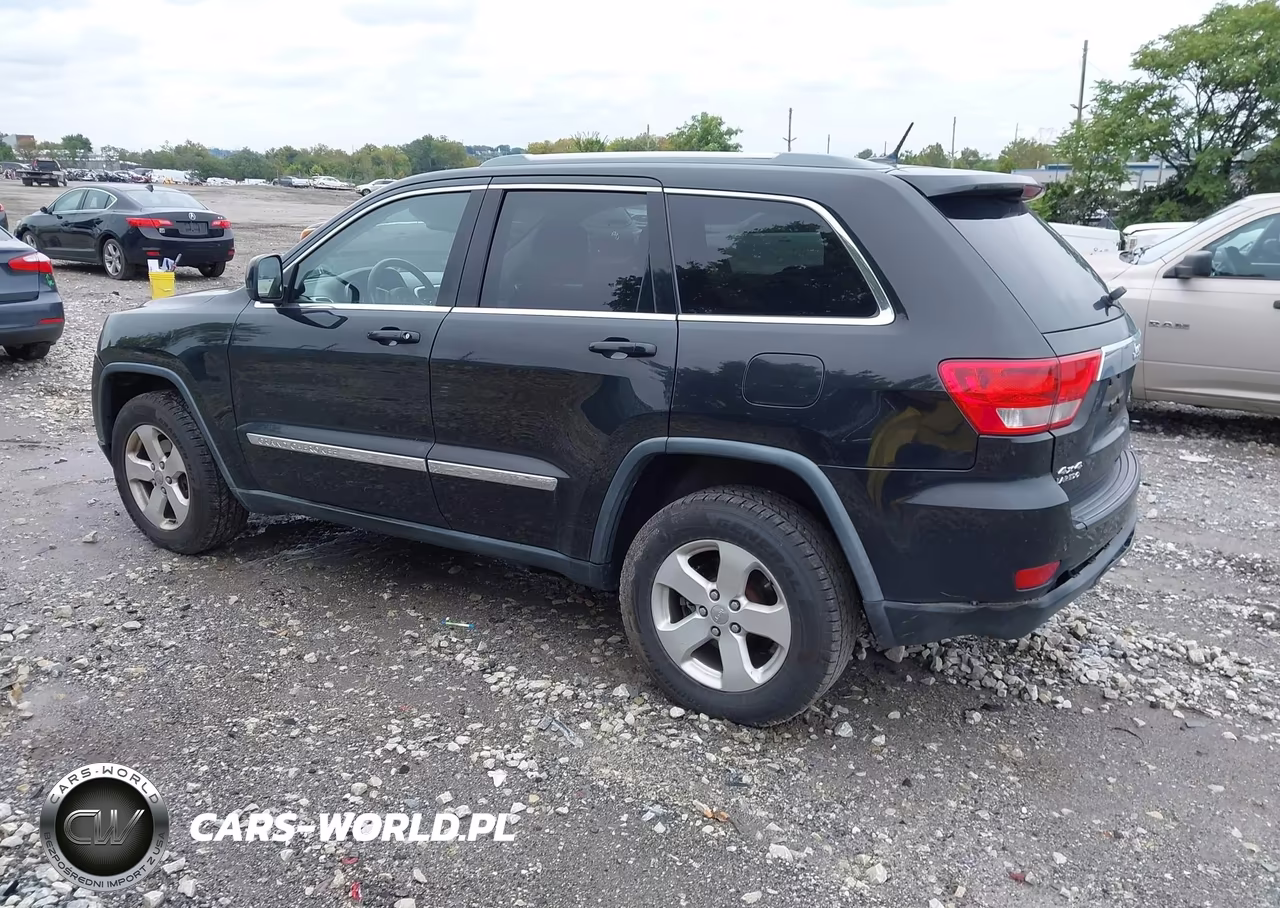 2012 Jeep Grand Cherokee Laredo VIN:1C4RJFAG8CC239463 - 3