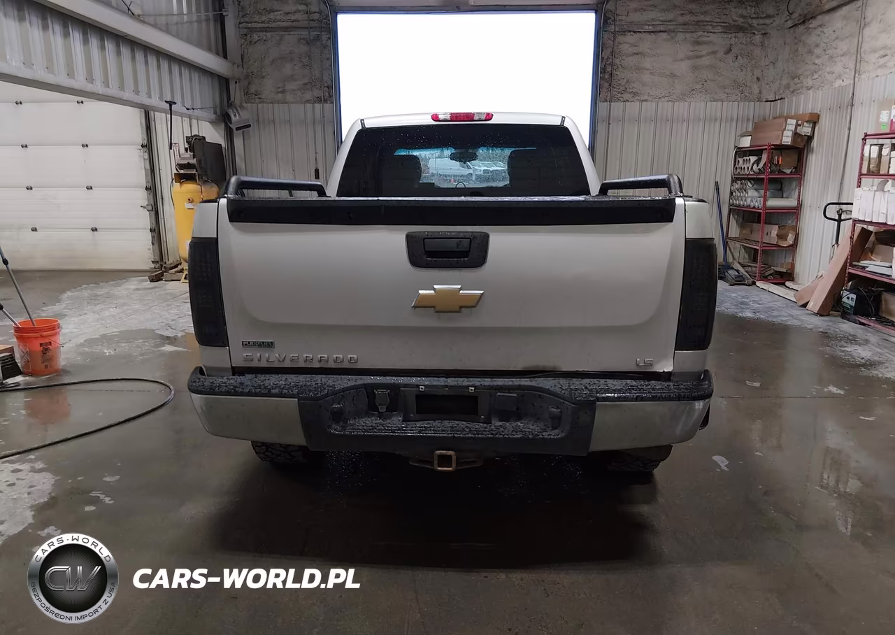 2011 Chevrolet Silverado 1500 Ls VIN:1GCRKREA5BZ426076 - 16