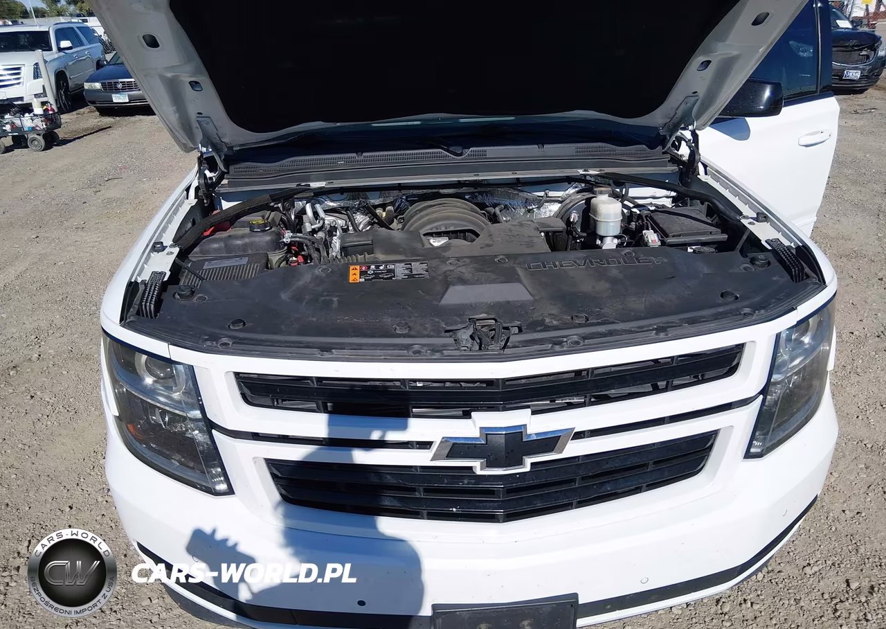 2018 Chevrolet Tahoe Premier VIN:1GNSKCKC1JR107557 - 10