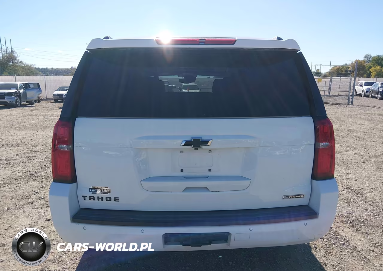 2018 Chevrolet Tahoe Premier VIN:1GNSKCKC1JR107557 - 16