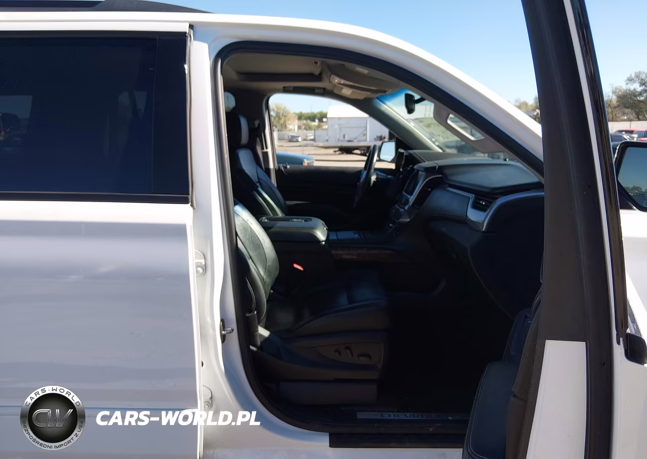 2018 Chevrolet Tahoe Premier VIN:1GNSKCKC1JR107557 - 5