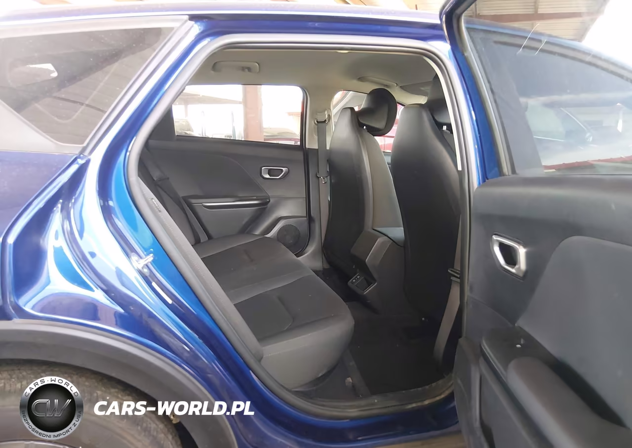 2026 Kia K4 Lxs VIN:3KPFT4DE0TE324513 - 8