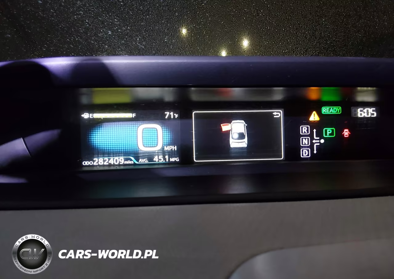 2017 Toyota Prius Two VIN:JTDKBRFU8H3548906 - 7