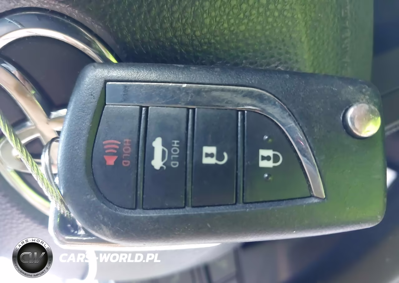 2021 Toyota Corolla Le VIN:JTDEPMAE1MJ145549 - 11
