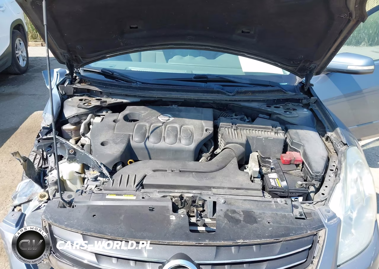 2011 Nissan Altima 2.5 S VIN:1N4AL2AP8BN492923 - 10