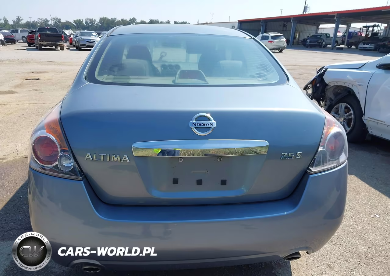 2011 Nissan Altima 2.5 S VIN:1N4AL2AP8BN492923 - 16