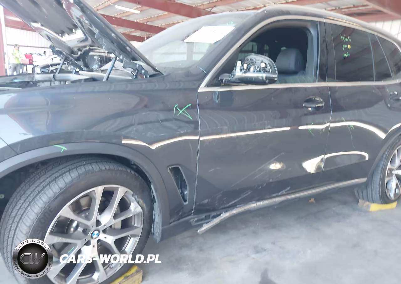 2022 BMW X5 xDrive40I VIN:5UXCR6C0XN9M28161 - 6