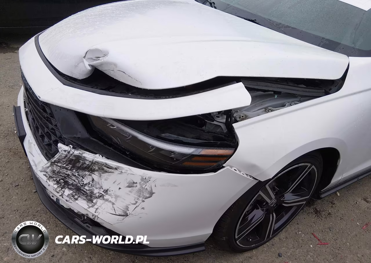 2024 Honda Accord Hybrid Sport VIN:1HGCY2F56RA010982 - 18