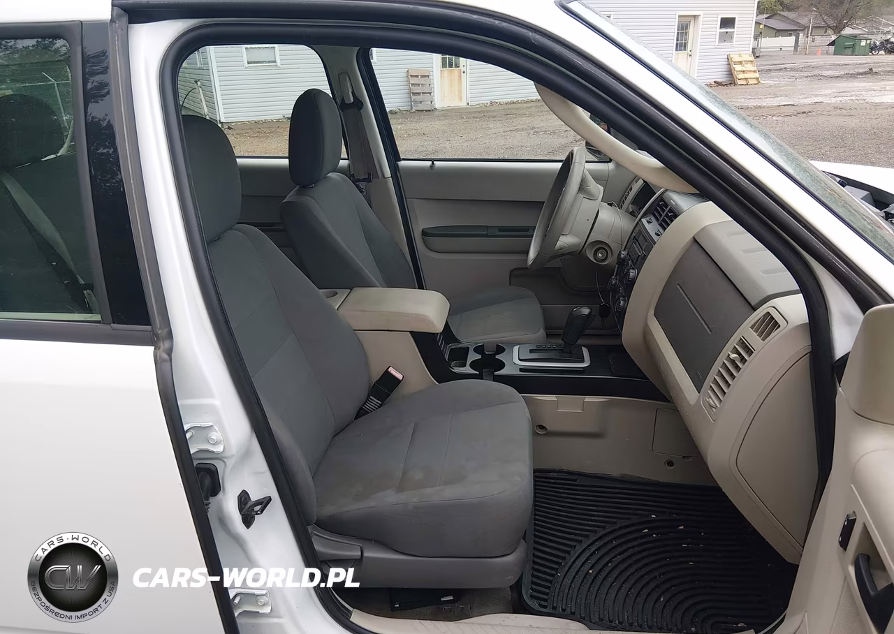 2010 Ford Escape Xls VIN:1FMCU9C72AKC58911 - 5