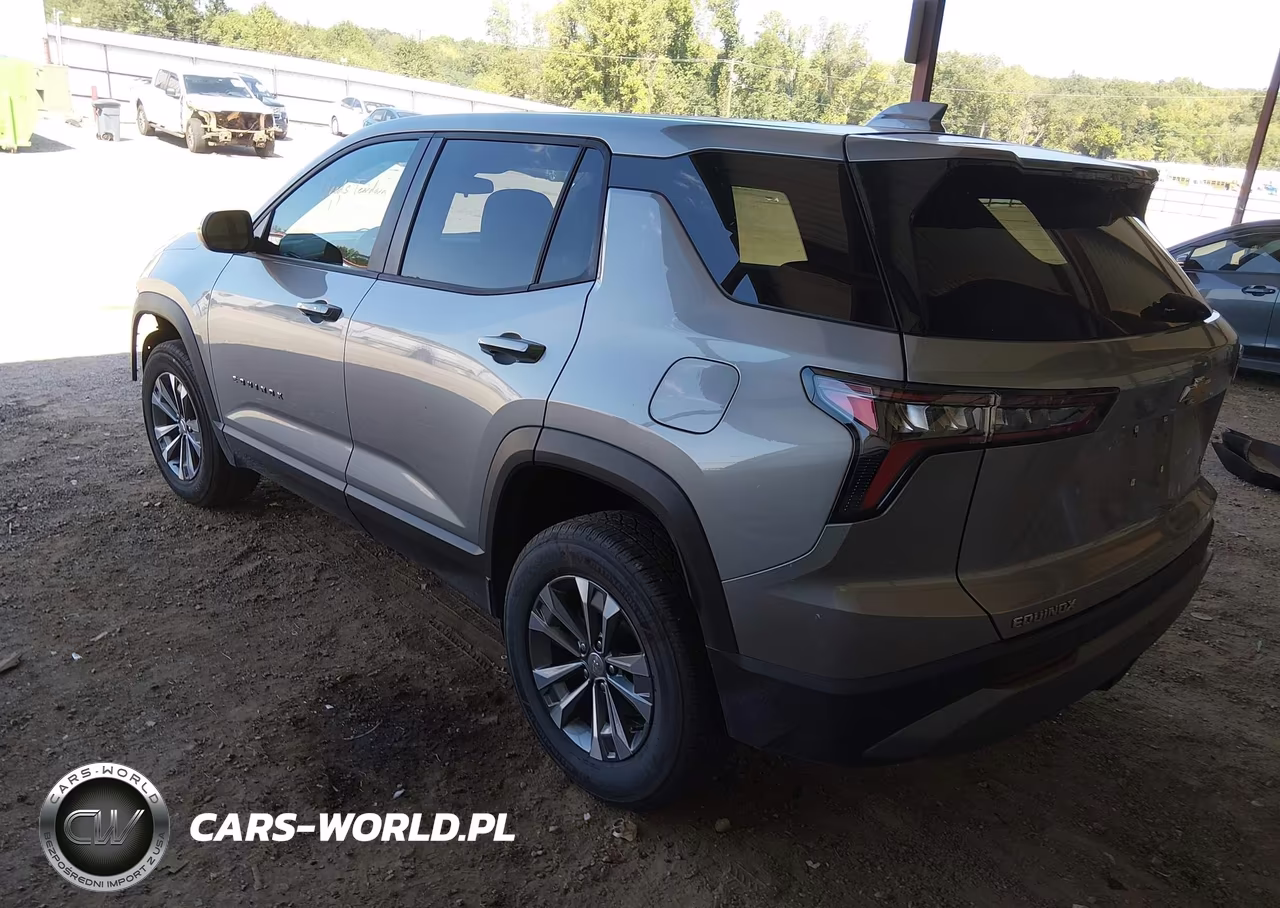2026 Chevrolet Equinox Fwd Lt VIN:3GNAXHEG1TL448346 - 3