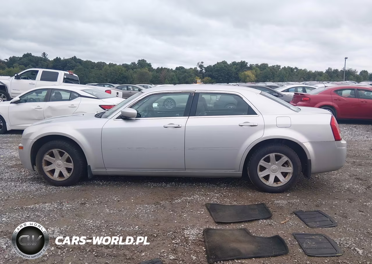 2005 Chrysler 300 Touring VIN:2C3JA53G35H108983 - 14