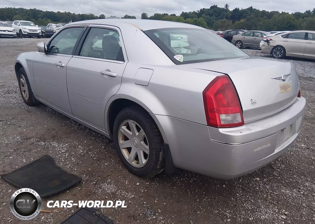 2005 Chrysler 300 Touring VIN:2C3JA53G35H108983 - 3