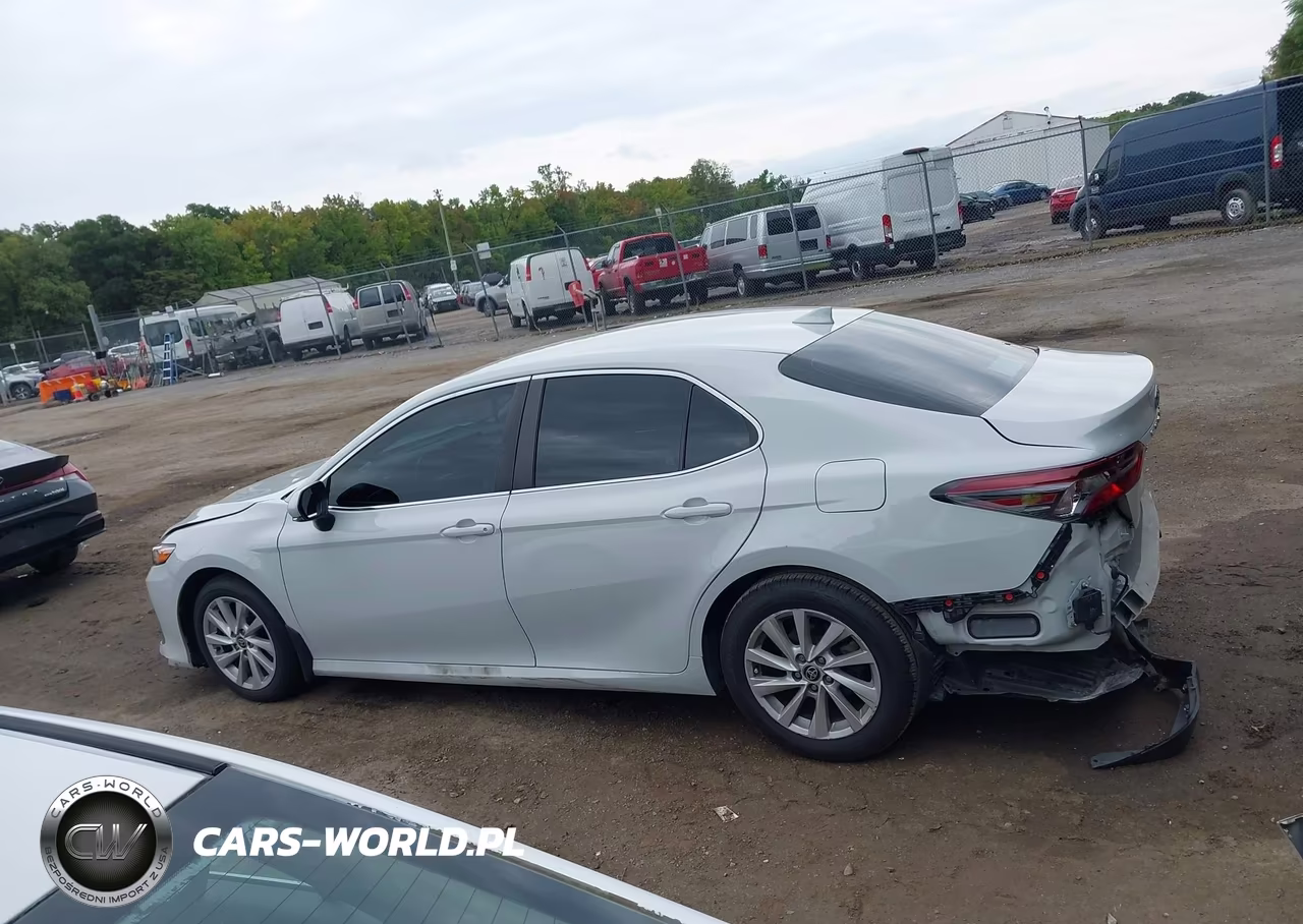 2022 Toyota Camry Le VIN:4T1C11AK6NU002668 - 14