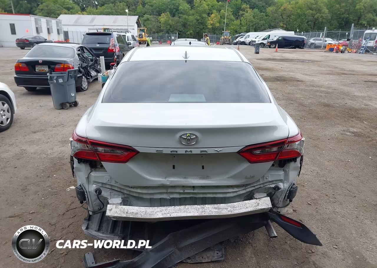 2022 Toyota Camry Le VIN:4T1C11AK6NU002668 - 16
