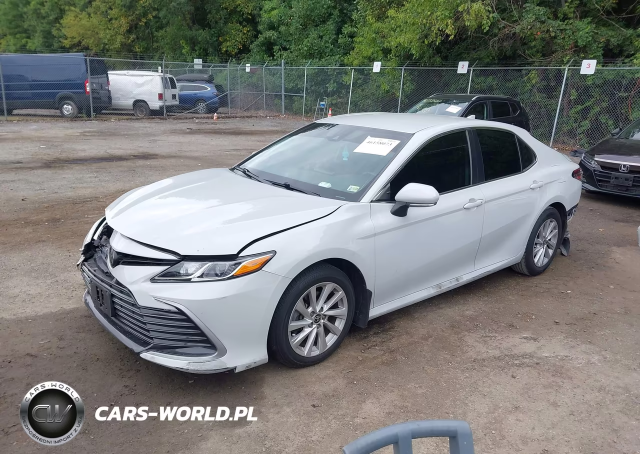 2022 Toyota Camry Le VIN:4T1C11AK6NU002668 - 2