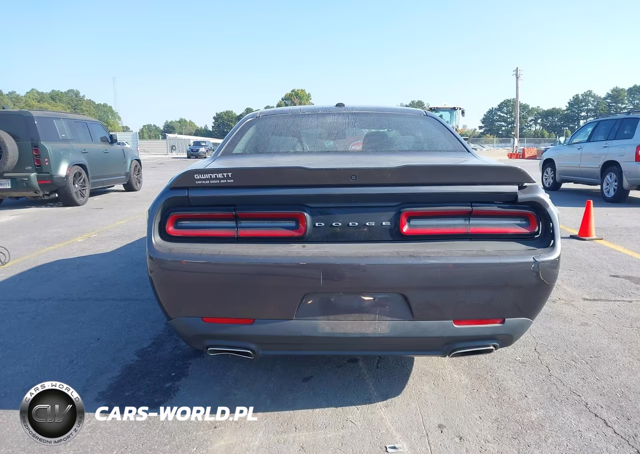 2019 Dodge Challenger Sxt VIN:2C3CDZAG0KH500499 - 16