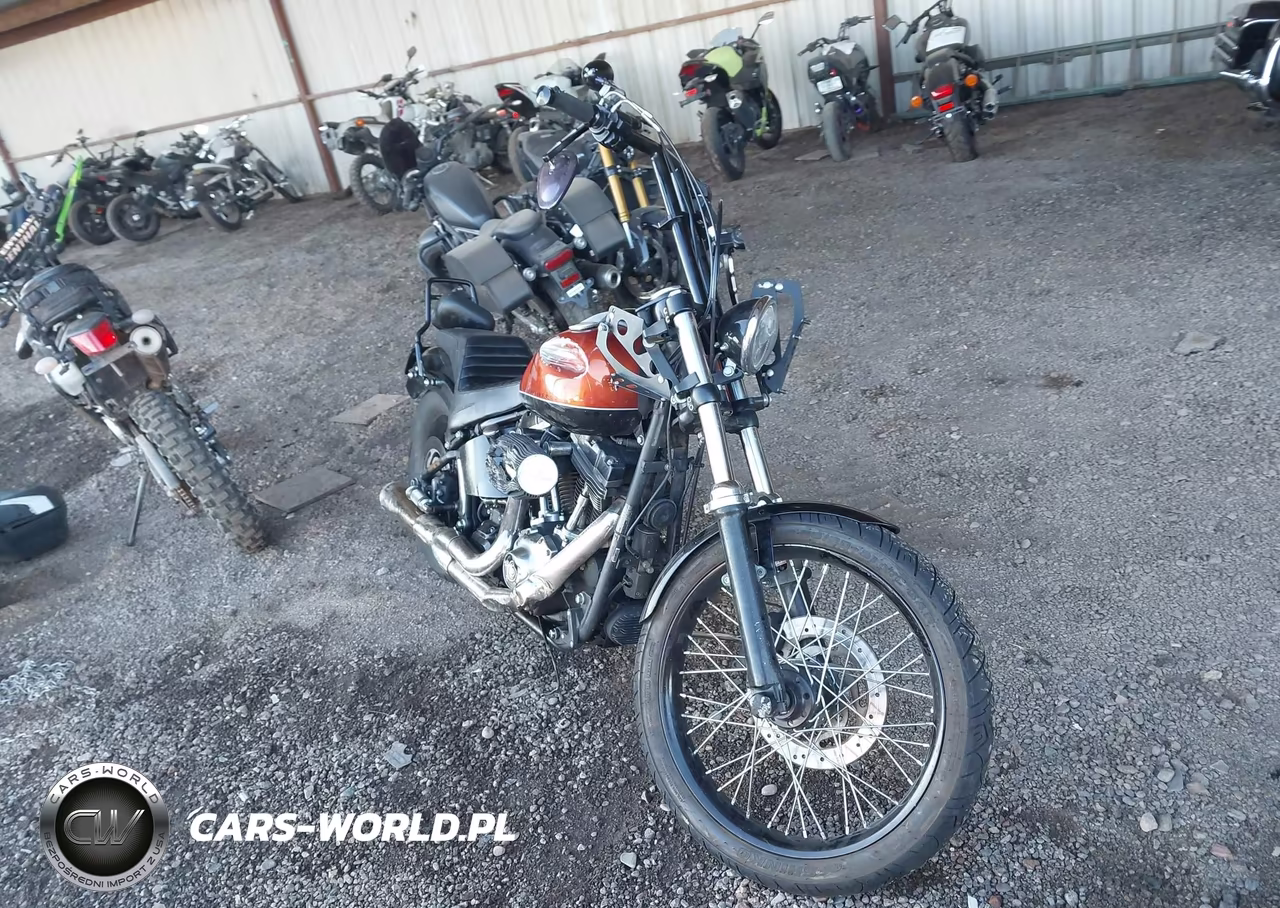 2011 Harley-Davidson Fxs – zdjęcie 1 z 12