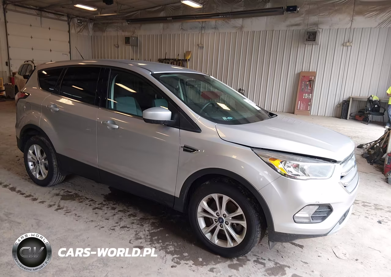 2017 Ford Escape Se VIN:1FMCU9GD3HUB32569 - 1