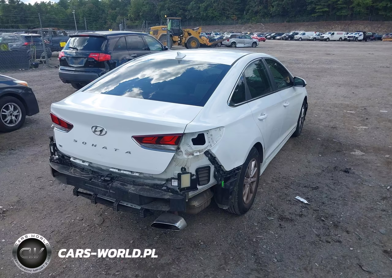 2018 Hyundai Sonata Se VIN:5NPE24AF9JH602586 - 4
