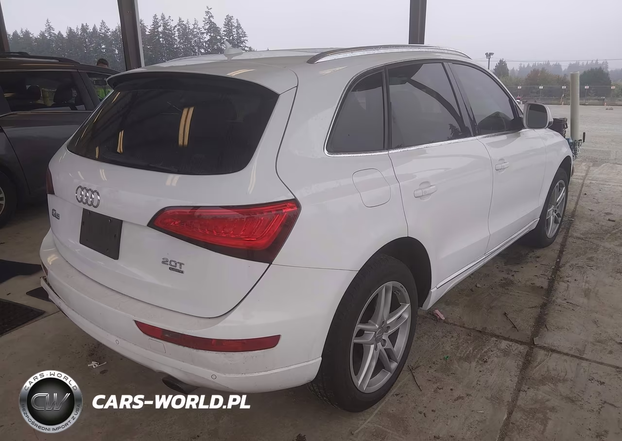 2014 Audi Q5 2.0T Premium VIN:WA1LFAFP2EA104636 - 4