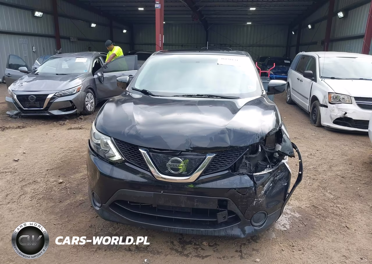 2018 Nissan Rogue Sport S VIN:JN1BJ1CR9JW601124 - 13