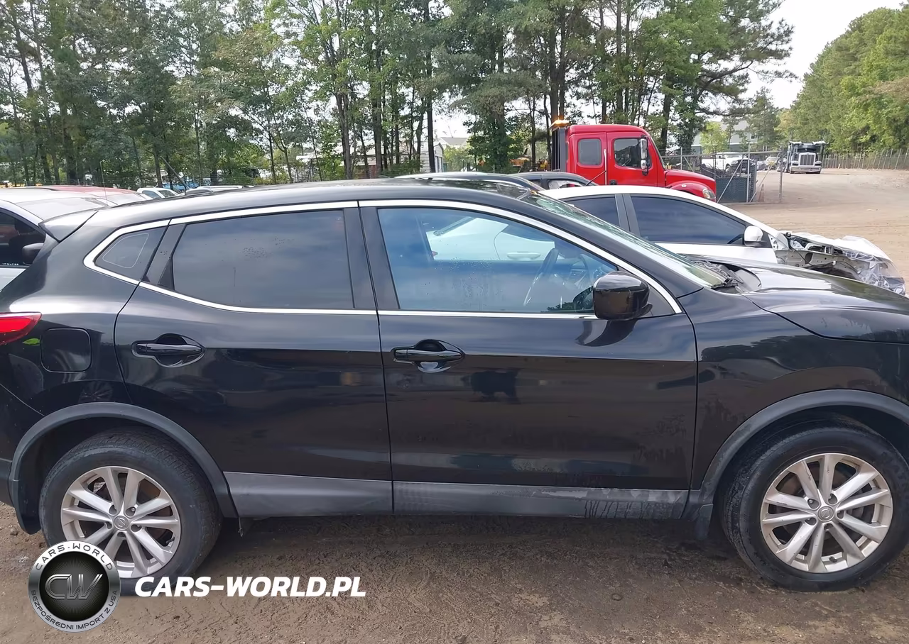 2018 Nissan Rogue Sport S VIN:JN1BJ1CR9JW601124 - 14