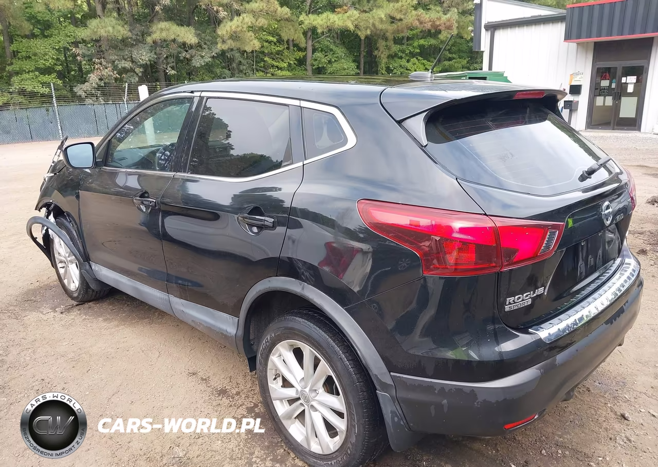 2018 Nissan Rogue Sport S VIN:JN1BJ1CR9JW601124 - 3