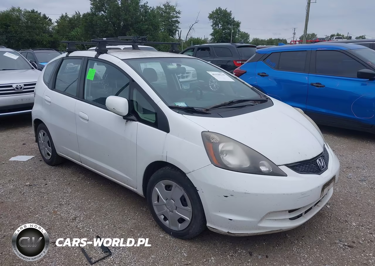 2013 Honda Fit VIN:JHMGE8H36DC079349 - 1