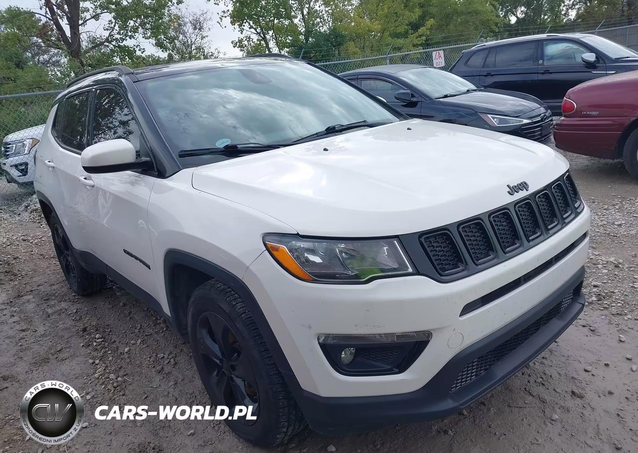 2017 Jeep New Compass Latitude 4X4 VIN:3C4NJDBBXJT394698 - 1