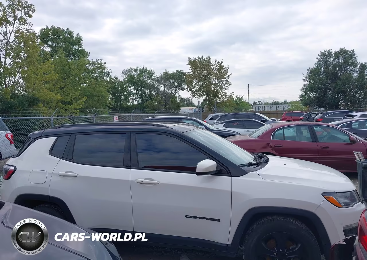 2017 Jeep New Compass Latitude 4X4 VIN:3C4NJDBBXJT394698 - 13