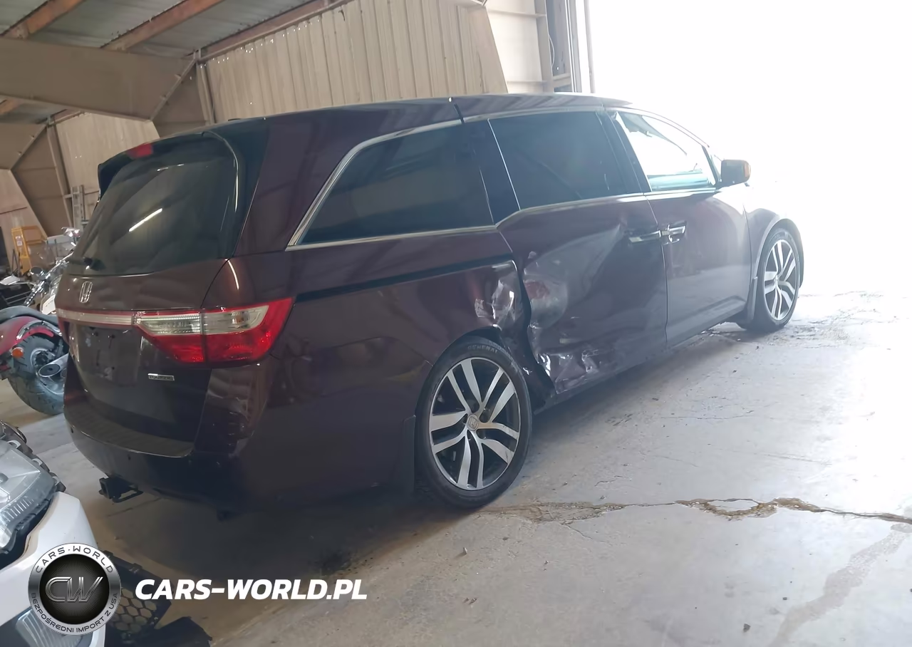 2012 Honda Odyssey Touring-Touring Elite VIN:5FNRL5H90CB133409 - 4
