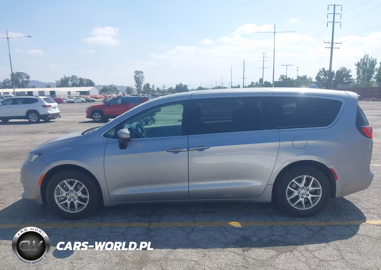 2020 Chrysler Voyager Lx VIN:2C4RC1CGXLR211746 - 15