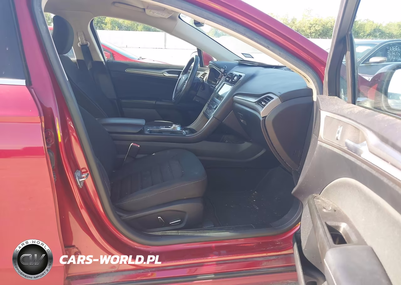 2019 Ford Fusion Se VIN:3FA6P0HD8KR275170 - 5
