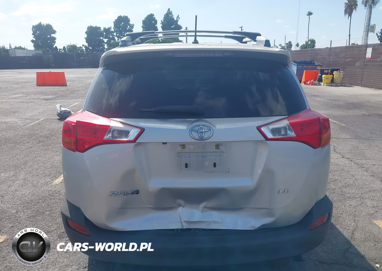 2015 Toyota Rav4 Le VIN:JTMZFREV6FD069100 - 16