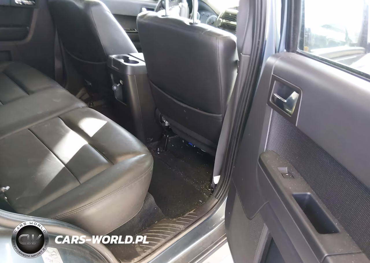 2010 Ford Escape Limited VIN:1FMCU9EG9AKD20429 - 8