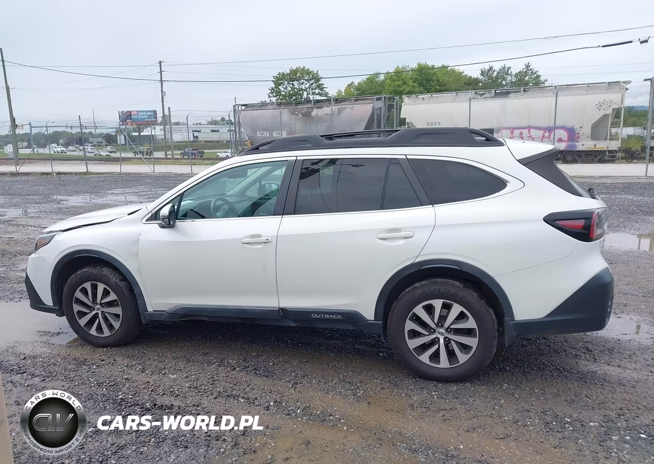 2020 Subaru Outback Premium VIN:4S4BTAEC5L3153495 - 14