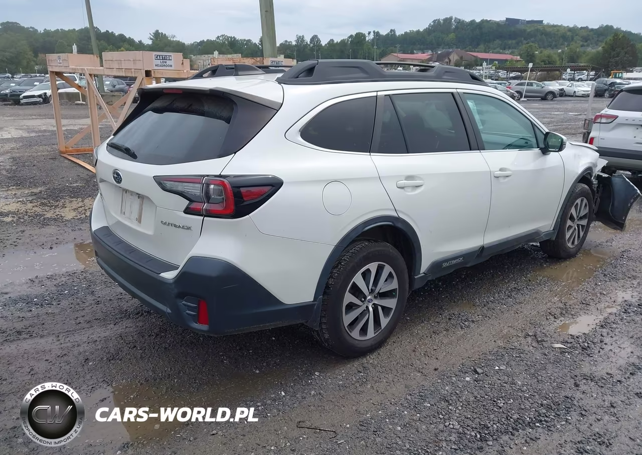 2020 Subaru Outback Premium VIN:4S4BTAEC5L3153495 - 4