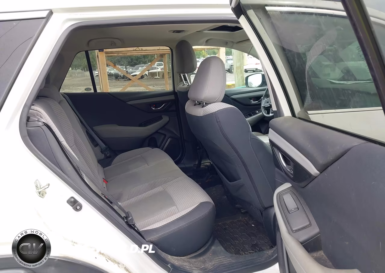 2020 Subaru Outback Premium VIN:4S4BTAEC5L3153495 - 8