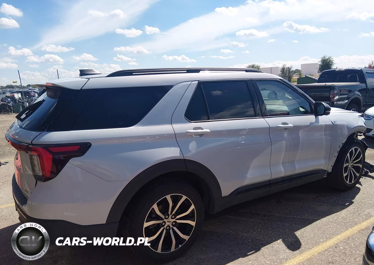 2026 Ford Explorer St-Line VIN:1FMUK8KH9TGA37844 - 13