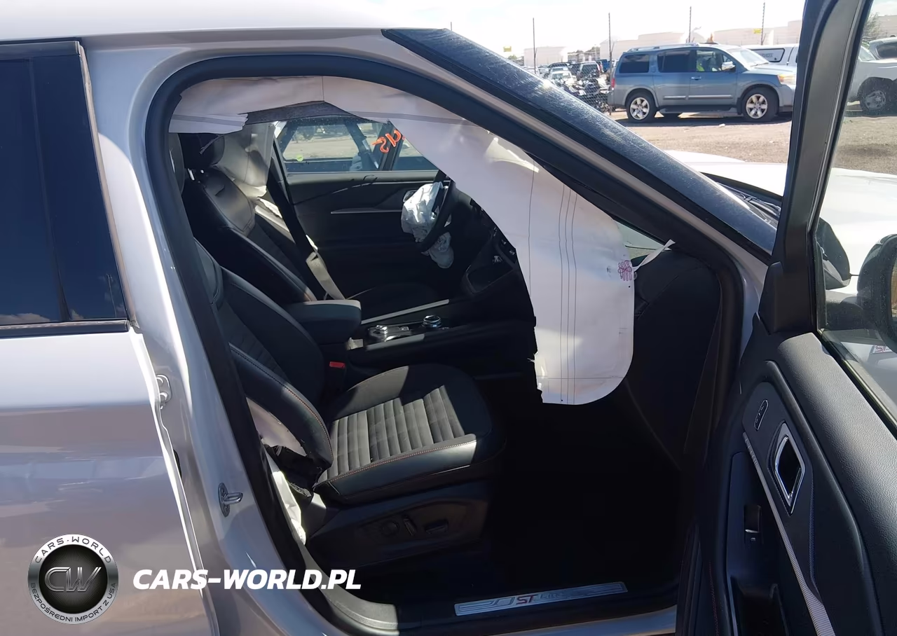 2026 Ford Explorer St-Line VIN:1FMUK8KH9TGA37844 - 5