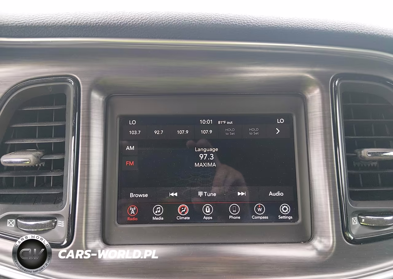 2018 Dodge Challenger Sxt VIN:2C3CDZAG6JH121960 - 18