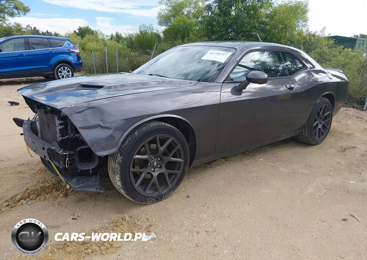 2018 Dodge Challenger Sxt VIN:2C3CDZAG6JH121960 - 2