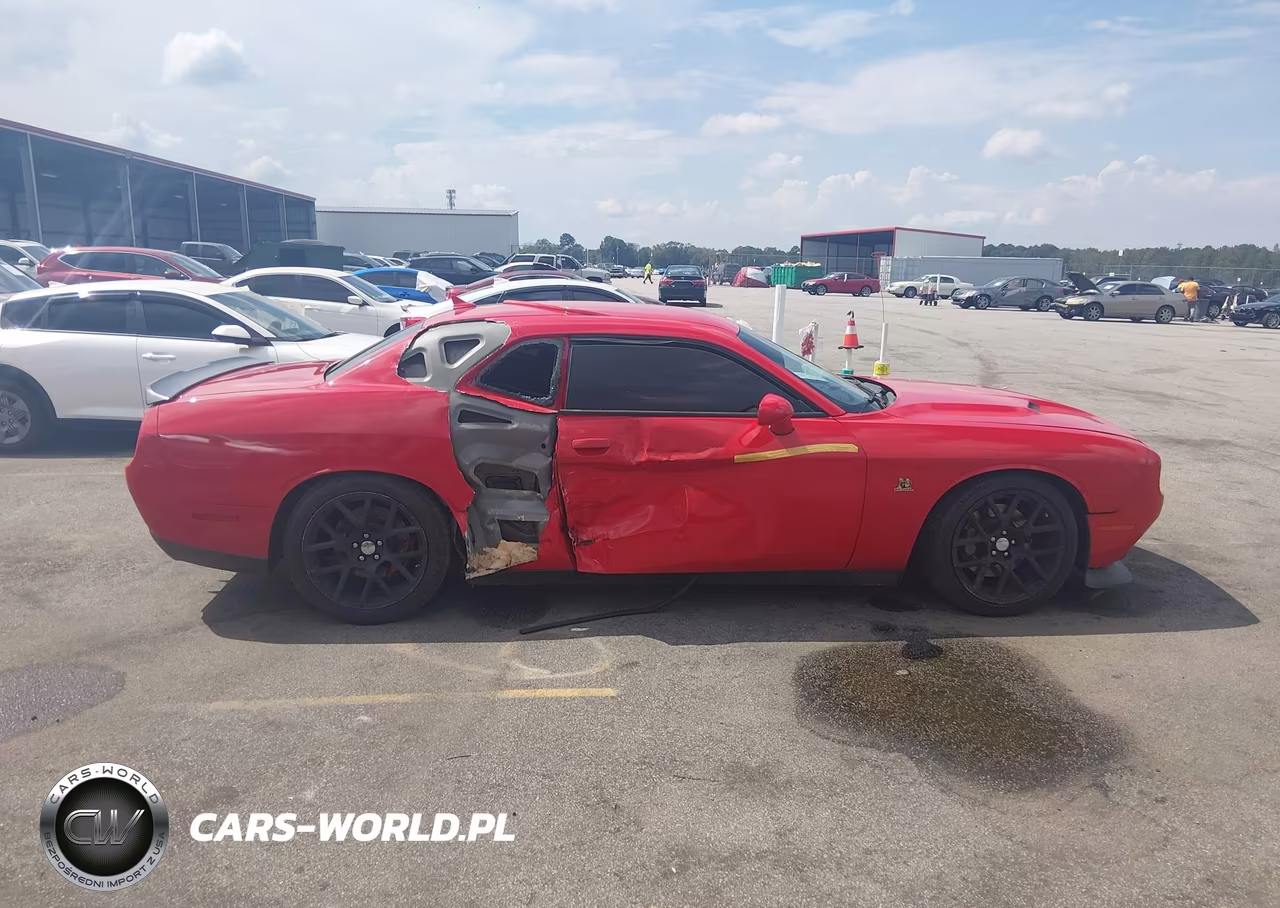 2015 Dodge Challenger R-T Scat Pack VIN:2C3CDZFJ2FH709995 - 13